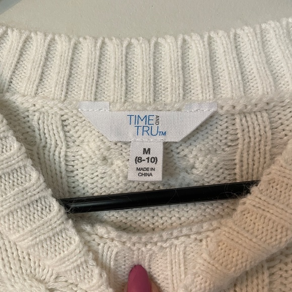 Cable knit sweater - Picture 3 of 3